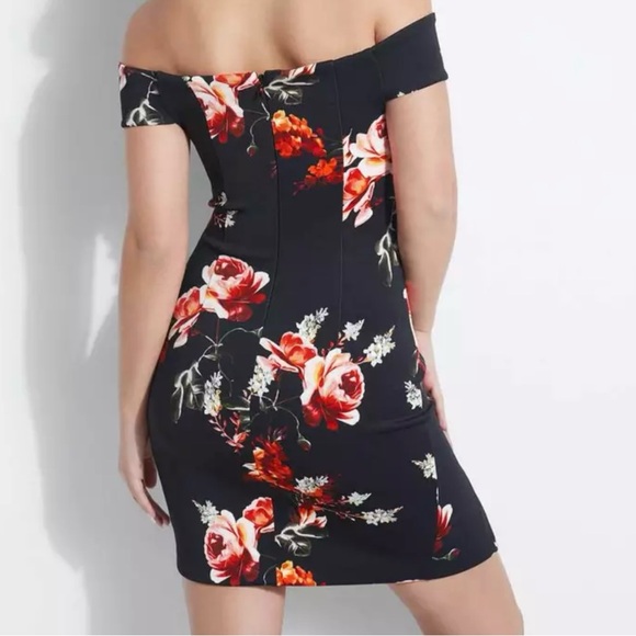 The perfect little black dress with a pop of color NWOT - Picture 4 of 6